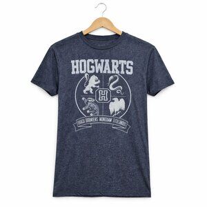 Hogwarts Graphic T-Shirt Harry Potter Dark Gray Crest Tee Unisex M